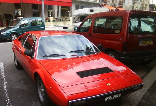 Ferrari Dino 308 GT4 2+2