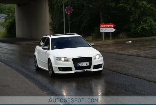 Audi RS4 Avant B7