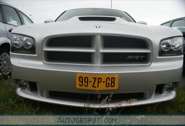 Dodge Charger SRT-8