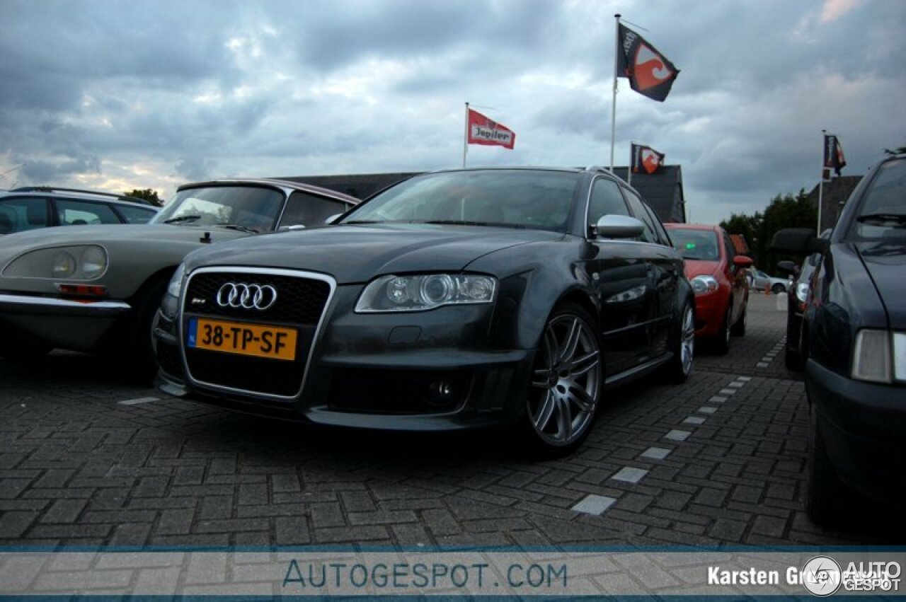 Audi RS4 Avant B7