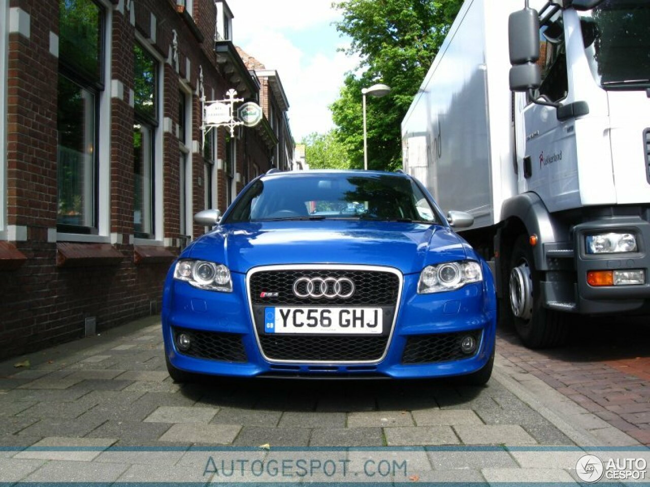 Audi RS4 Avant B7