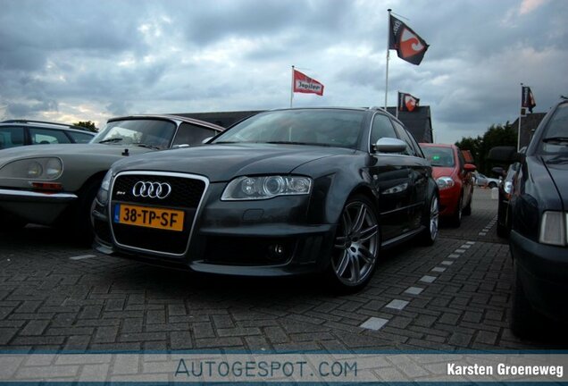 Audi RS4 Avant B7