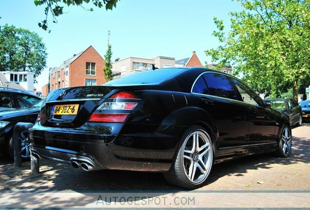 Mercedes-Benz S 63 AMG W221