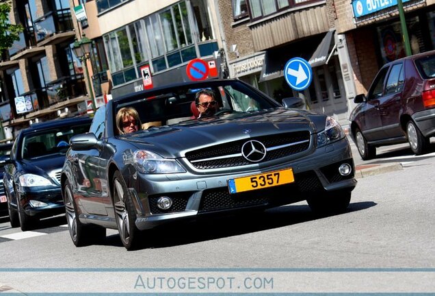 Mercedes-Benz SL 63 AMG