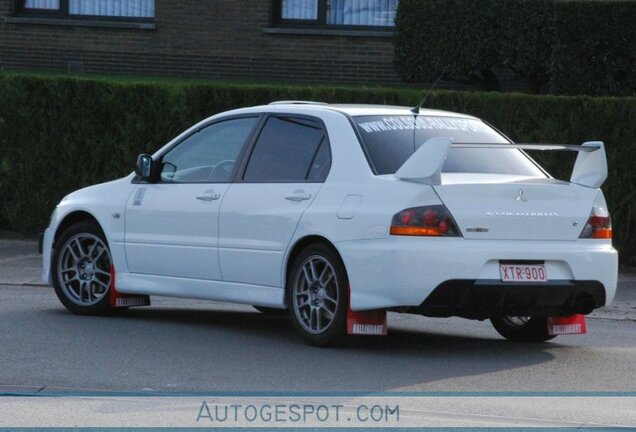 Mitsubishi Lancer Evolution IX