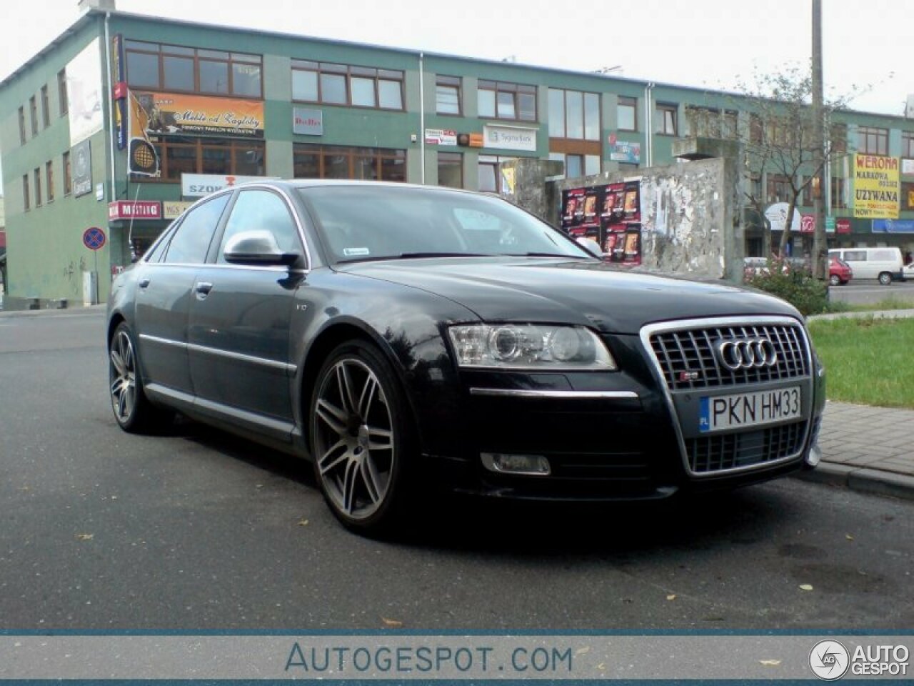 Audi S8 D3