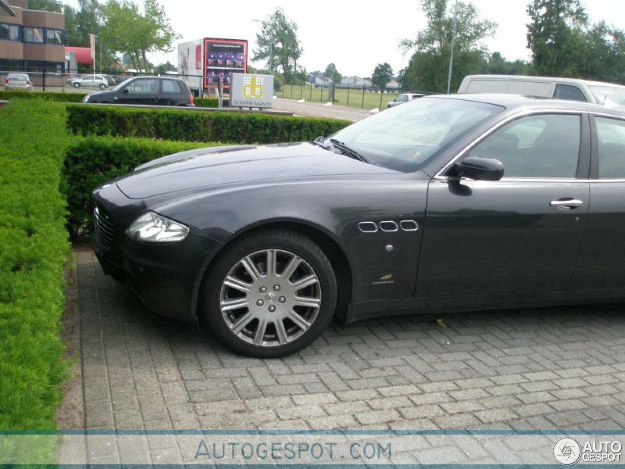 Maserati Quattroporte