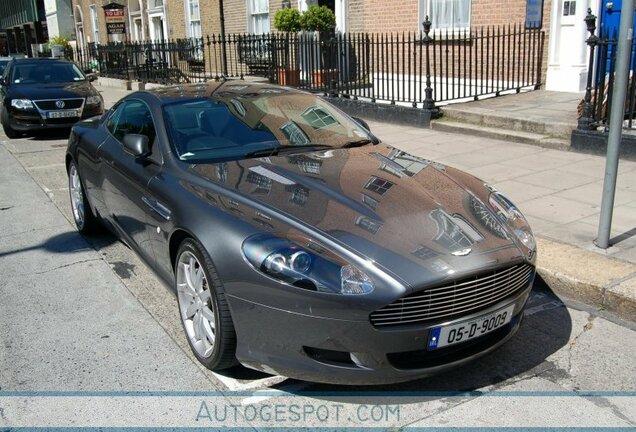 Aston Martin DB9