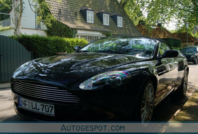 Aston Martin DB9 Volante