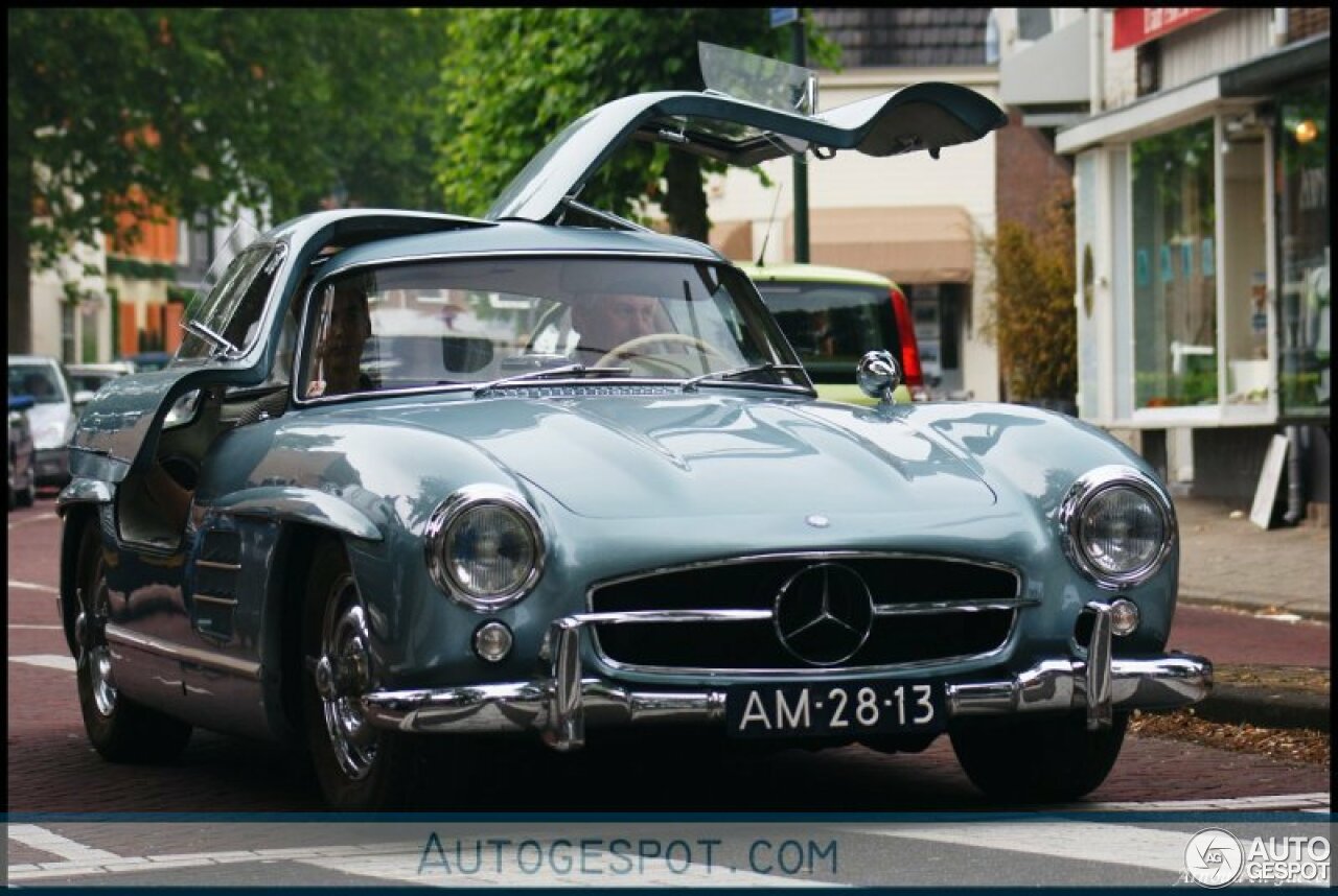 Mercedes-Benz 300SL Gullwing