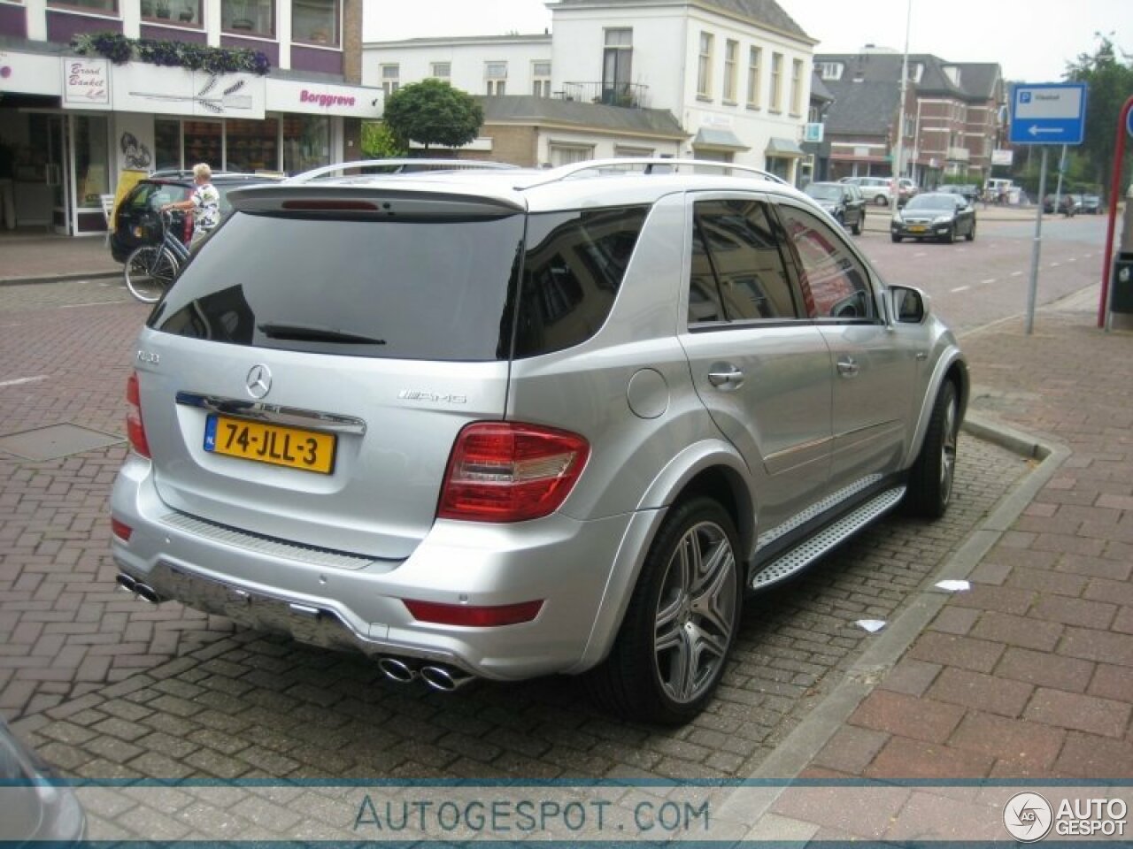 Mercedes-Benz ML 63 AMG W164 2009