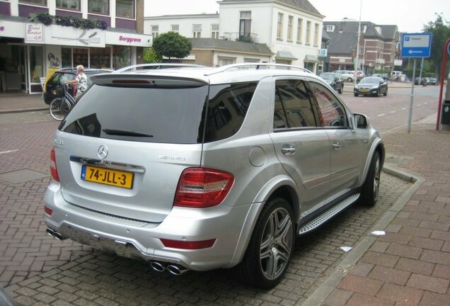 Mercedes-Benz ML 63 AMG W164 2009