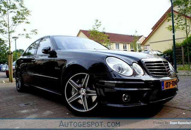 Mercedes-Benz E 63 AMG