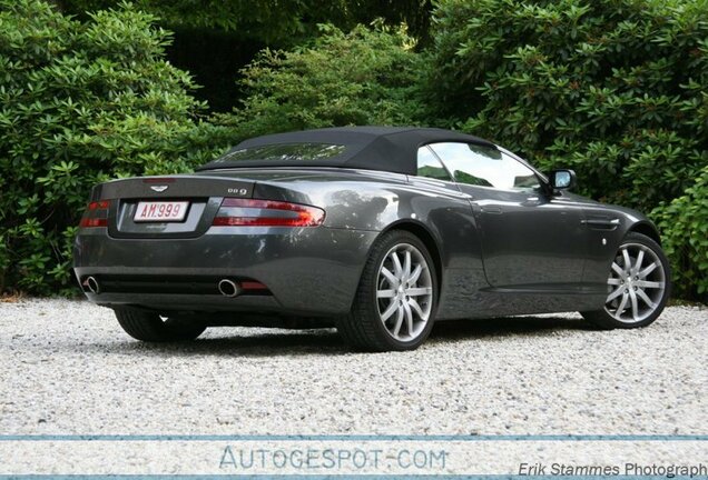 Aston Martin DB9 Volante