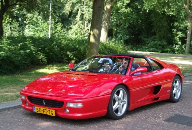 Ferrari F355 GTS