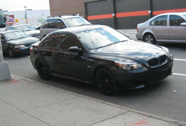 BMW M5 E60 2005