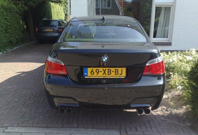 BMW M5 E60 2005