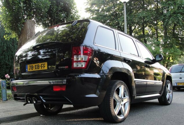 Jeep Grand Cherokee SRT-8 2005