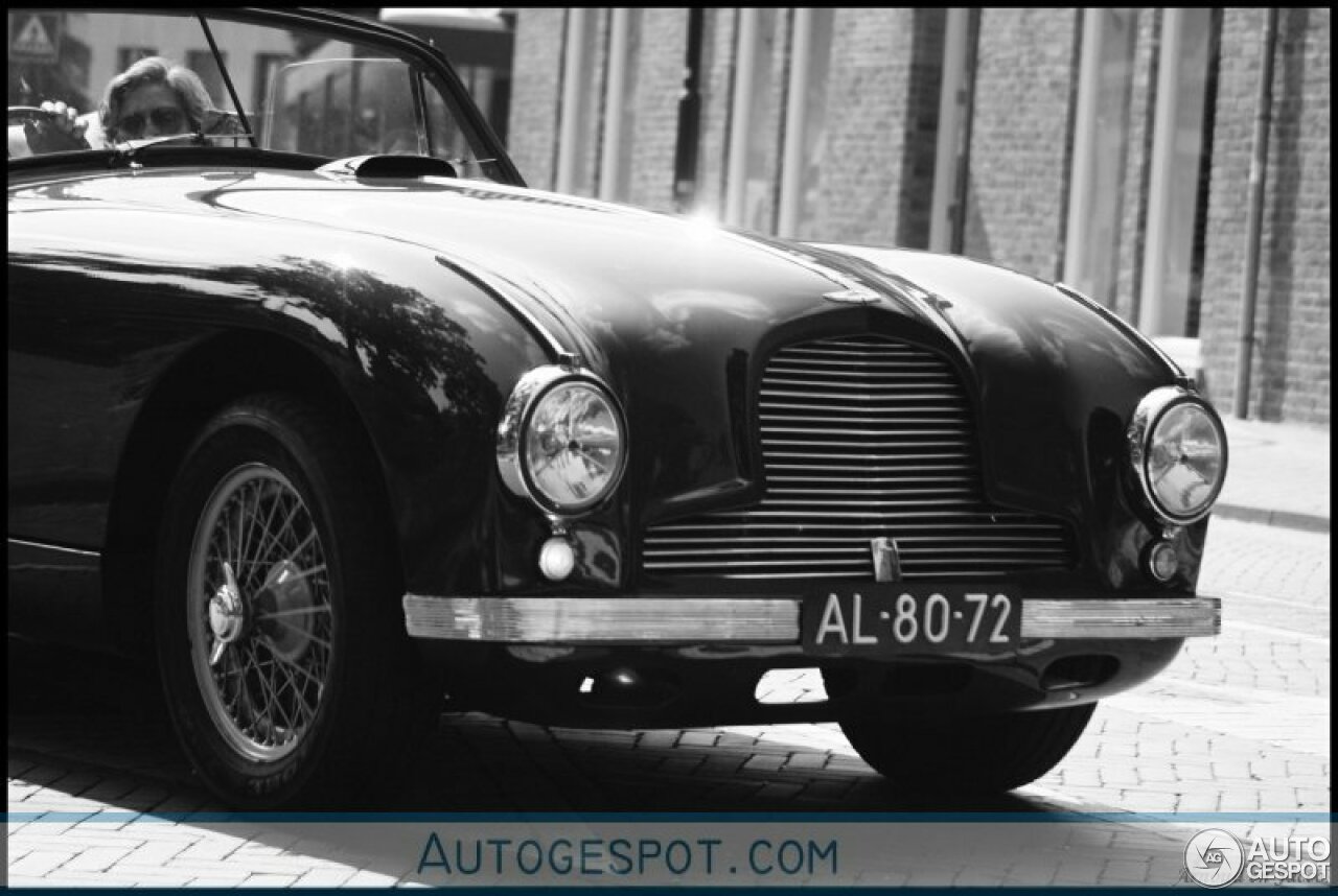 Aston Martin DB2 Vantage Drophead Coupé