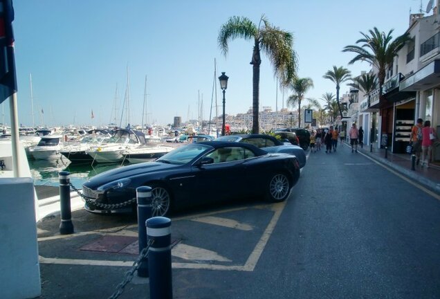 Aston Martin DB9 Volante