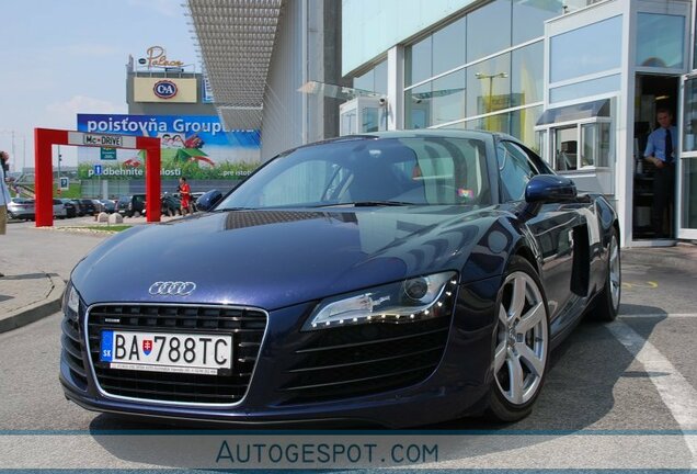 Audi R8