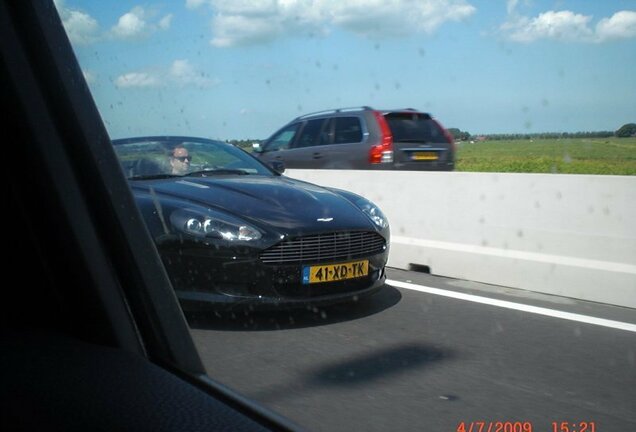 Aston Martin DB9 Volante