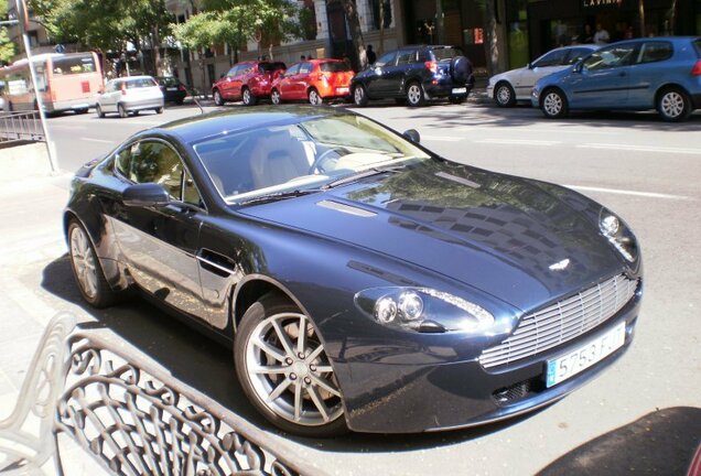 Aston Martin V8 Vantage