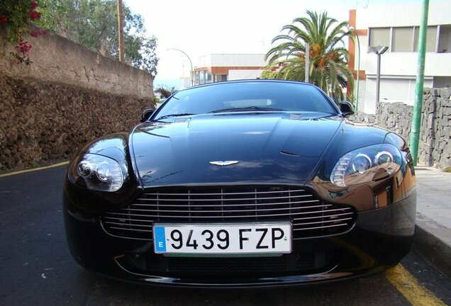 Aston Martin V8 Vantage Roadster