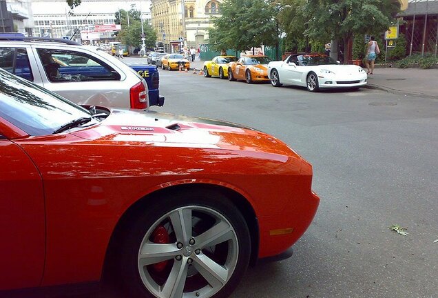 Dodge Challenger SRT-8