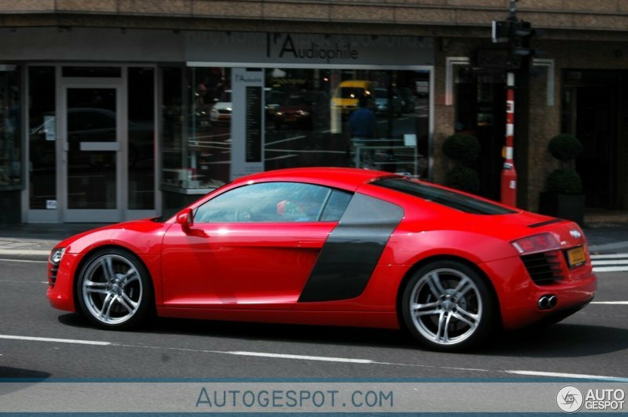 Audi R8