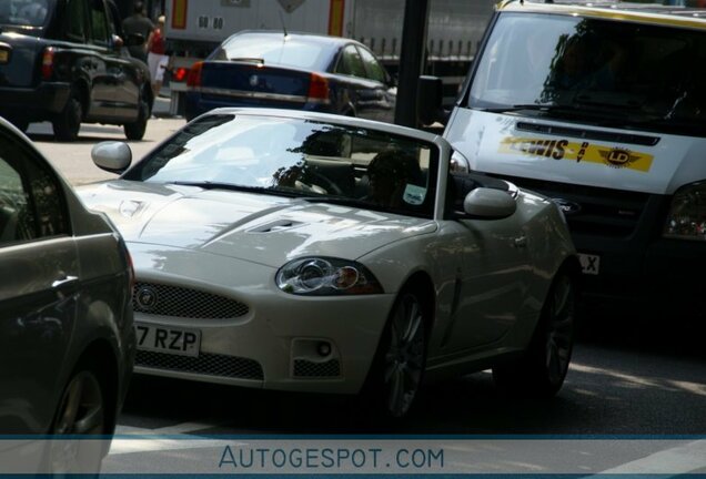 Jaguar XKR Convertible 2006