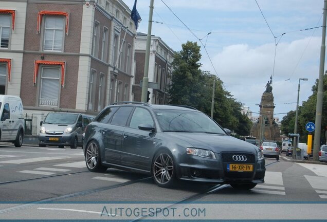 Audi RS4 Avant B7