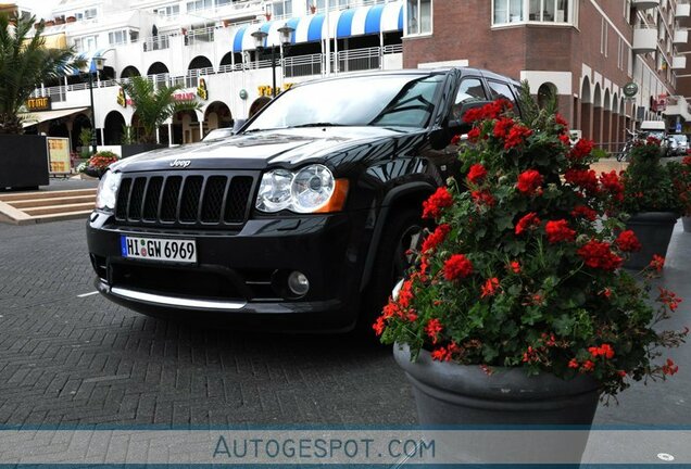 Jeep Grand Cherokee SRT-8 2005