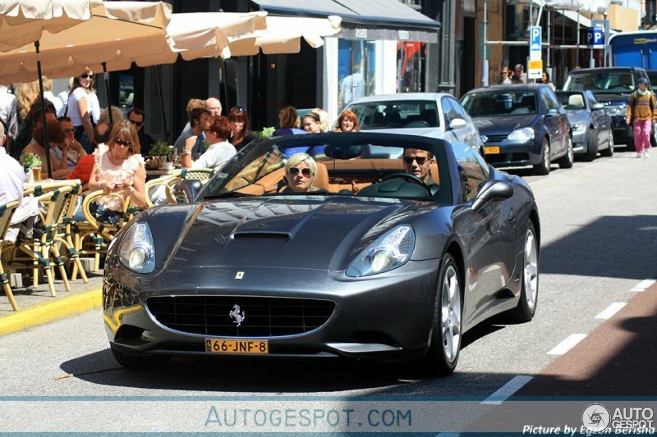 Ferrari California