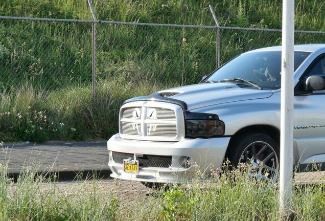 Dodge RAM SRT-10 Quad-Cab