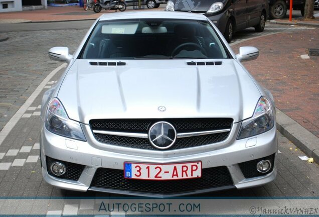 Mercedes-Benz SL 63 AMG