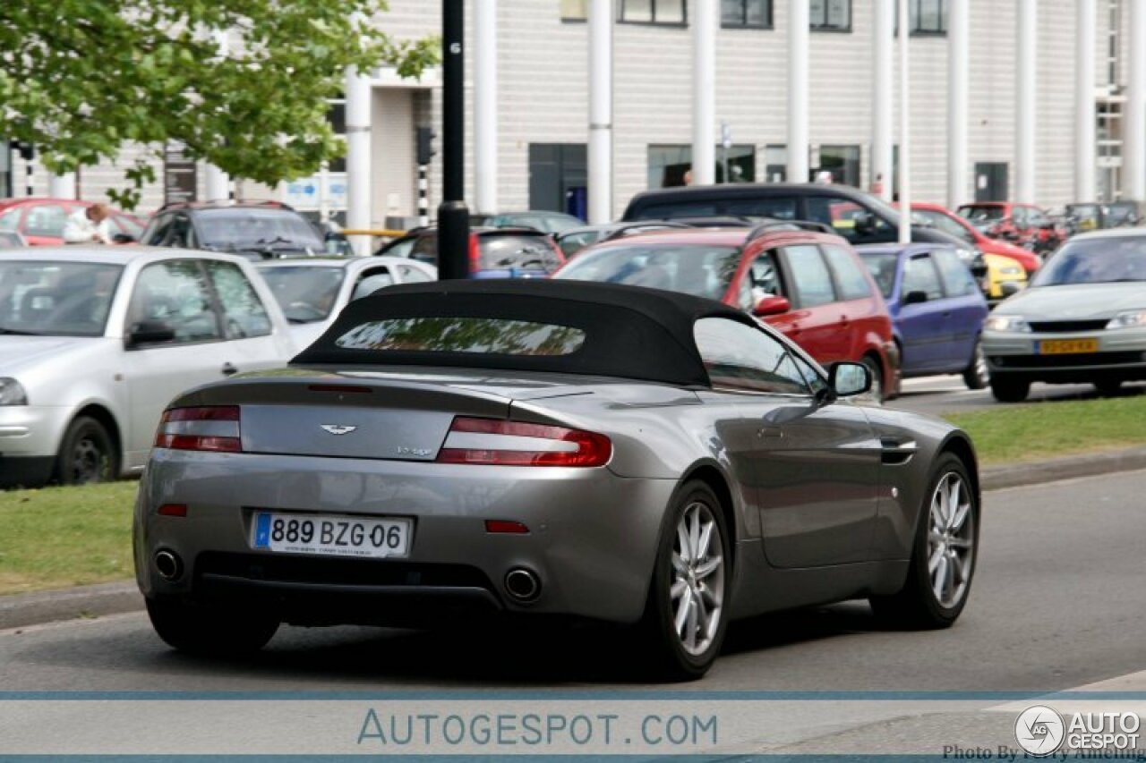 Aston Martin V8 Vantage Roadster