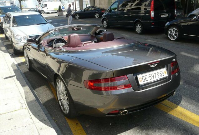 Aston Martin DB9 Volante