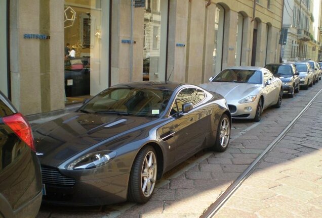 Aston Martin V8 Vantage