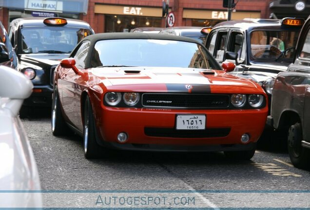 Dodge Challenger SRT-8