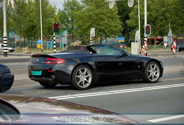 Aston Martin V8 Vantage Roadster