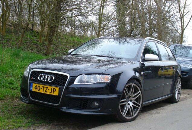 Audi RS4 Avant B7