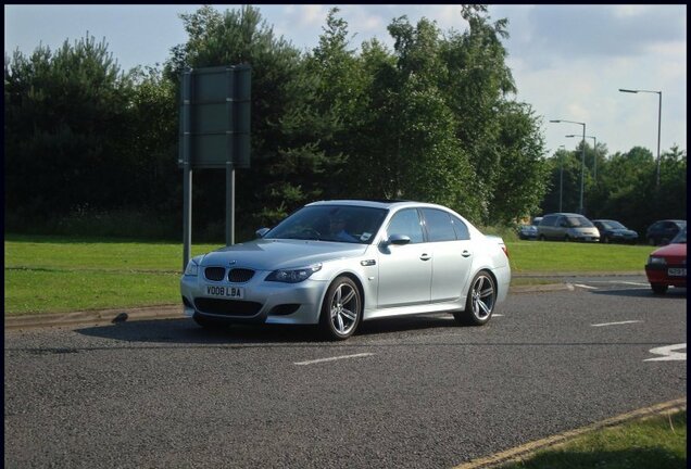 BMW M5 E60 2005