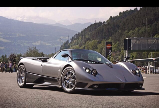 Pagani Zonda C12-F