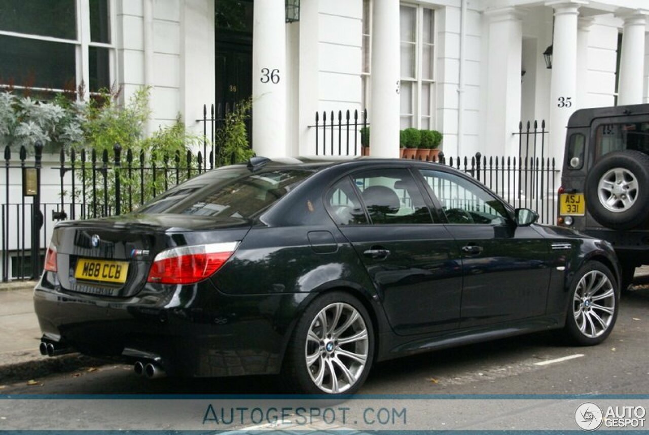 BMW M5 E60 2005