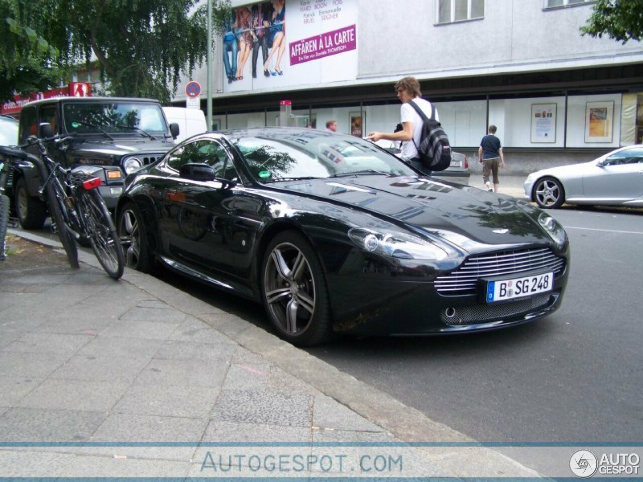 Aston Martin V8 Vantage N400