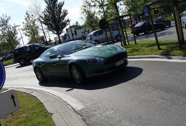 Aston Martin DB9