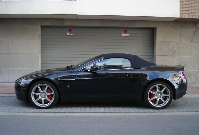 Aston Martin V8 Vantage Roadster