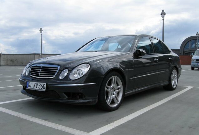 Mercedes-Benz E 55 AMG