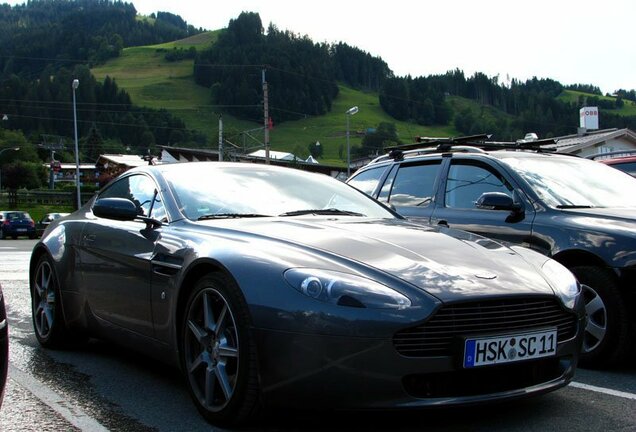 Aston Martin V8 Vantage